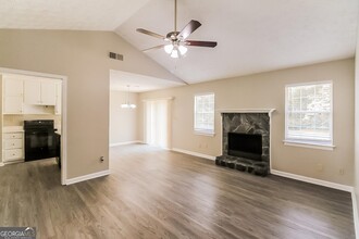 155 Ingrams Ln in Locust Grove, GA - Building Photo - Building Photo