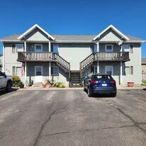 207 Quinella St, Unit 2 in Belgrade, MT - Building Photo