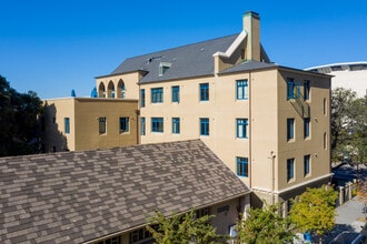 Wesley House in Berkeley, CA - Building Photo - Building Photo