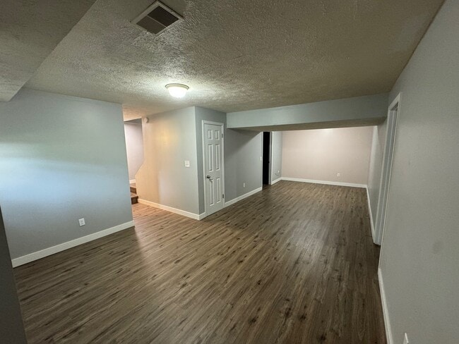 2002 Andrew St SE in Kentwood, MI - Building Photo - Building Photo