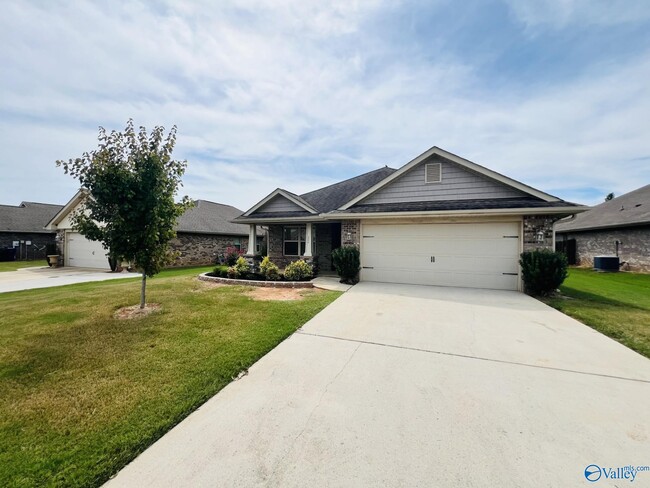 111 Pembridge Ln in Madison, AL - Building Photo - Building Photo