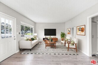 2512 Kansas Ave in Santa Monica, CA - Building Photo - Building Photo