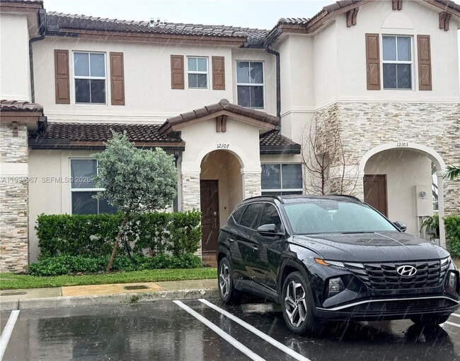 12107 NW 24th Pl in Miami Shores, FL - Building Photo - Building Photo