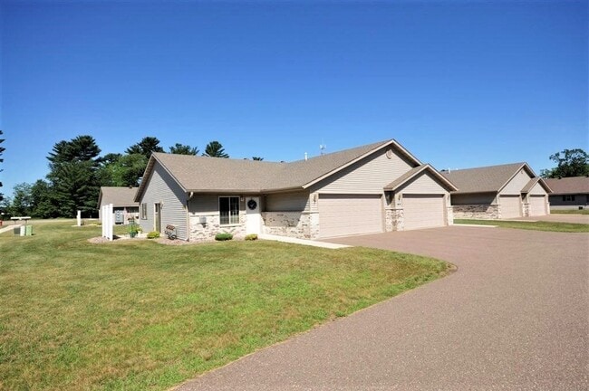 property at 4724 Southridge Ct