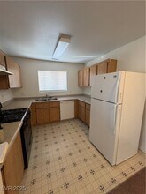 3961 Danny Melamed Ave in Las Vegas, NV - Building Photo - Building Photo