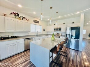 2310 W Spencer Run in Phoenix, AZ - Building Photo - Building Photo