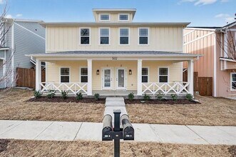 502 E Kimball St in Mansfield, TX - Building Photo - Building Photo