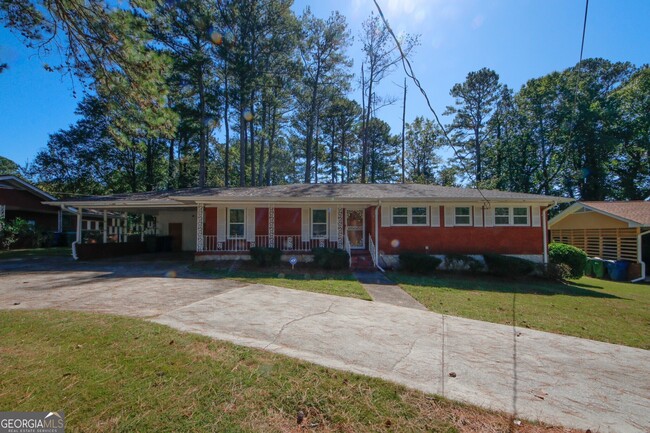 1959 Shepherd Cir SW in Atlanta, GA - Foto de edificio - Building Photo