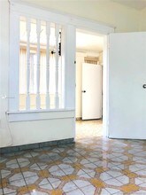 1923 NW 1st Terrace-Unit -B in Miami, FL - Building Photo - Building Photo