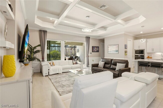 13615 Blue Bay Cir in Ft. Myers, FL - Building Photo - Building Photo