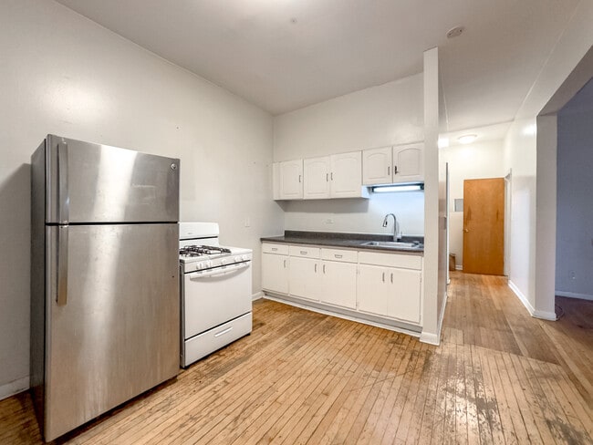 917 W Waveland Ave in Chicago, IL - Building Photo - Building Photo