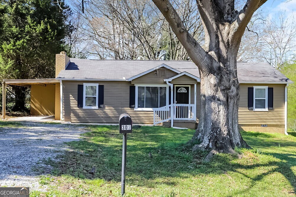 302 Wren Cir in Austell, GA - Building Photo