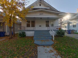 207 S Erie Ave in Wichita, KS - Building Photo