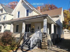 1565 Hopkins Ave in Lakewood, OH - Building Photo