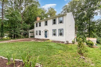 11959 Governors Ct in Woodbridge, VA - Building Photo - Building Photo