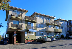 Hayward Heights Apartments