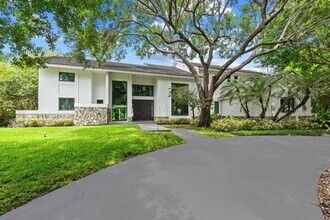18425 Long Lake Dr in Boca Raton, FL - Building Photo - Building Photo