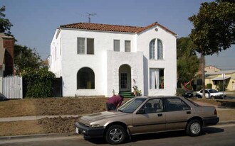 1601-1603 1/2 S Hayworth Ave in Los Angeles, CA - Building Photo
