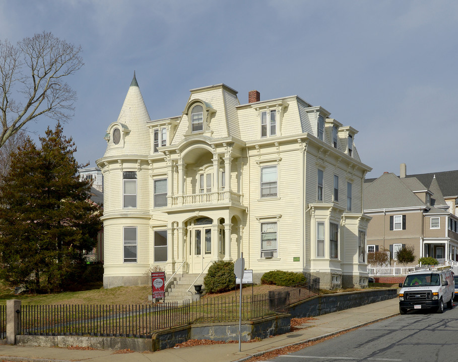 141 Allen St in New Bedford, MA - Foto de edificio