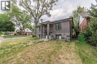3605 King St in Windsor, ON - Building Photo - Building Photo