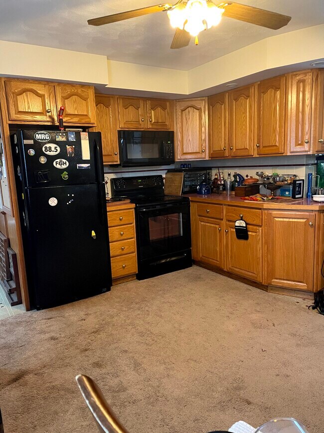 429 Wilson St Rentals in Clinton, MA