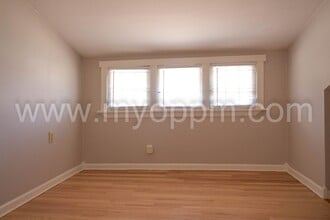 4202 Barker Ave in Omaha, NE - Building Photo - Building Photo