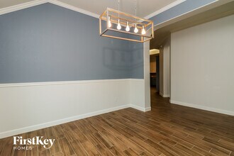 1009 Sycamore St in Burleson, TX - Building Photo - Building Photo