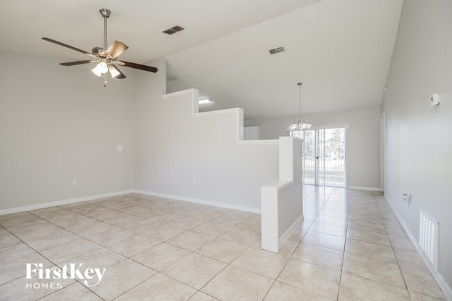 315 Caen Ct in Kissimmee, FL - Building Photo - Building Photo