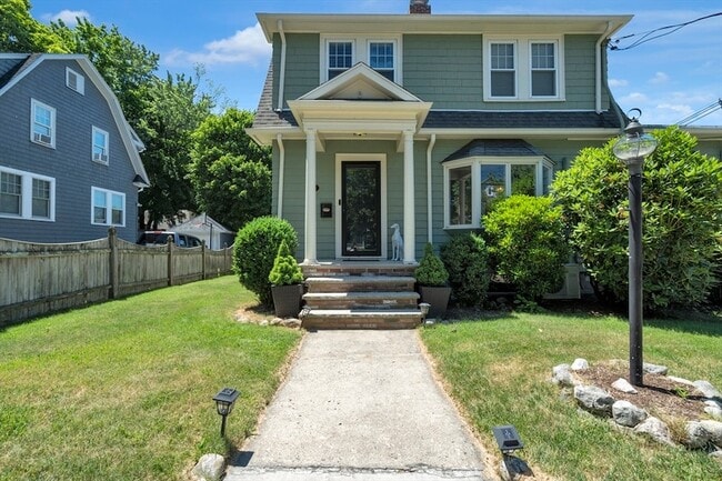 property at 184 William St