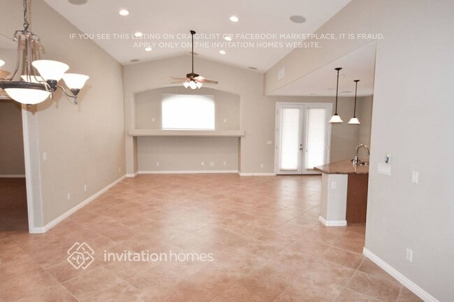 8124 Chimney Bluff St in North Las Vegas, NV - Building Photo - Building Photo