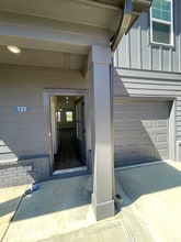 135 Lauren St in Adairsville, GA - Building Photo - Building Photo