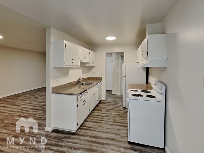 240 Athol Ave, Unit 201 in Oakland, CA - Building Photo - Building Photo