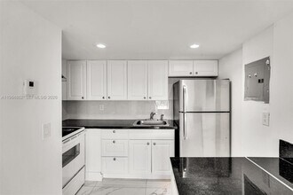 4335 NW S Tamiami Canal Dr in Miami, FL - Building Photo - Building Photo