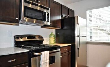 3405 N Shepherd Dr in Houston, TX - Building Photo - Building Photo