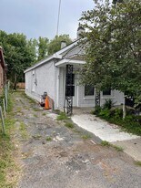 46 Craig St in Watervliet, NY - Building Photo