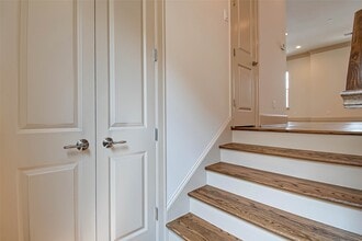 4031 Bellefontaine in Houston, TX - Building Photo - Building Photo