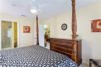 337 Robin Hood Cir in Naples, FL - Building Photo - Building Photo
