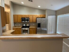 375 Lexington Ave SW in Vero Beach, FL - Building Photo - Building Photo