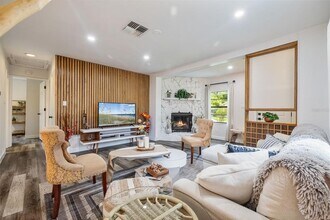 1411 E Henry Ave in Tampa, FL - Building Photo - Building Photo