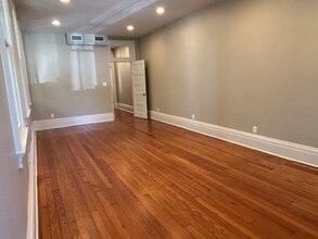 3908 Camp St, Unit 3908 in New Orleans, LA - Foto de edificio - Building Photo