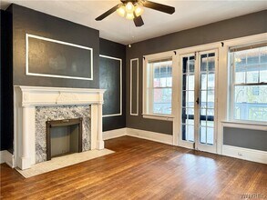 246 Bryant St in Buffalo, NY - Building Photo - Building Photo