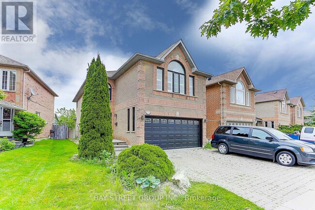 73 Sunridge St in Richmond Hill, ON - Building Photo - Building Photo