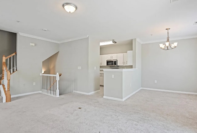 13116 Marcey Creek Rd in Herndon, VA - Building Photo - Building Photo