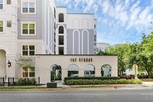 206 E South St in Orlando, FL - Building Photo