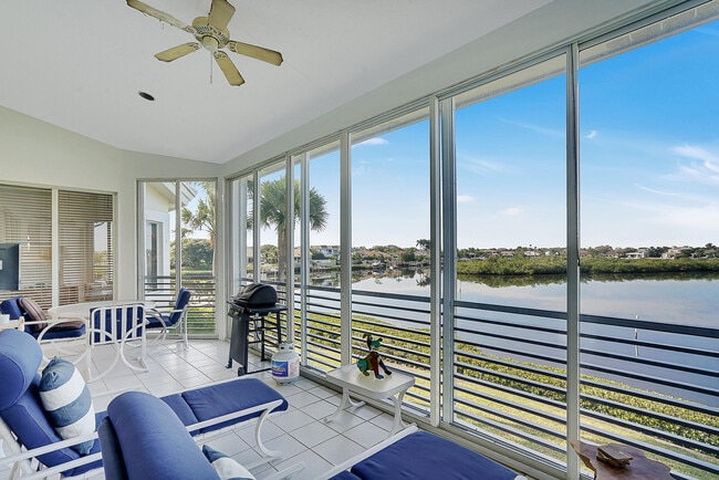 2703 Captains Way in Jupiter, FL - Building Photo - Building Photo