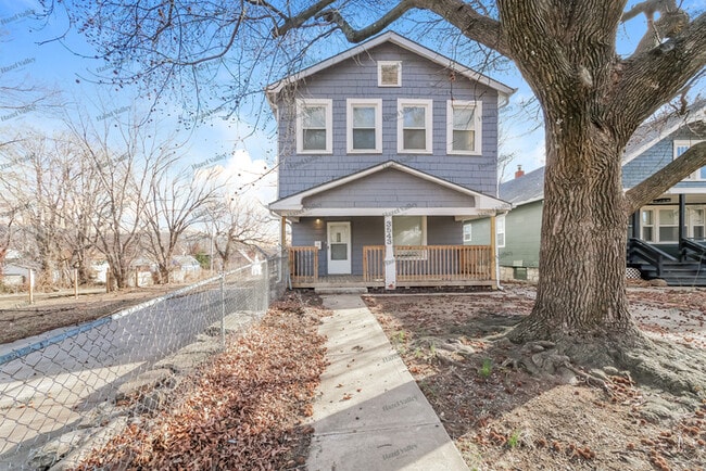 property at 3543 Flora Ave