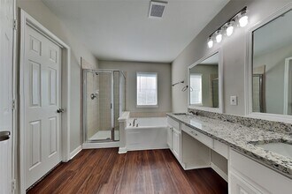 19819 Sternwood Manor Dr in Spring, TX - Building Photo - Building Photo