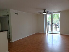 15155 Michelangelo Blvd in Delray Beach, FL - Foto de edificio - Building Photo