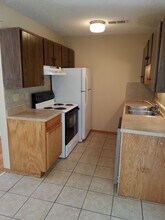 4836 E Funston St in Wichita, KS - Building Photo - Building Photo