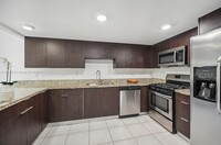 7024 SW 114th Pl in Miami, FL - Building Photo - Building Photo